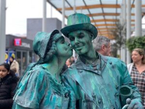 Beeldje Living Statues