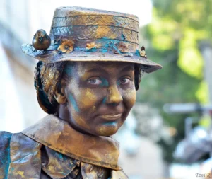 Mary Poppins Living Statuevan beeldje